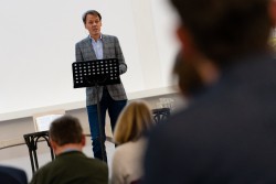 Tijs vd Brink Daarom zijn we kerk inspiratiebijeenkomst-2