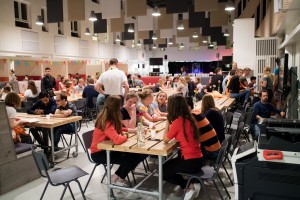 aan tafel