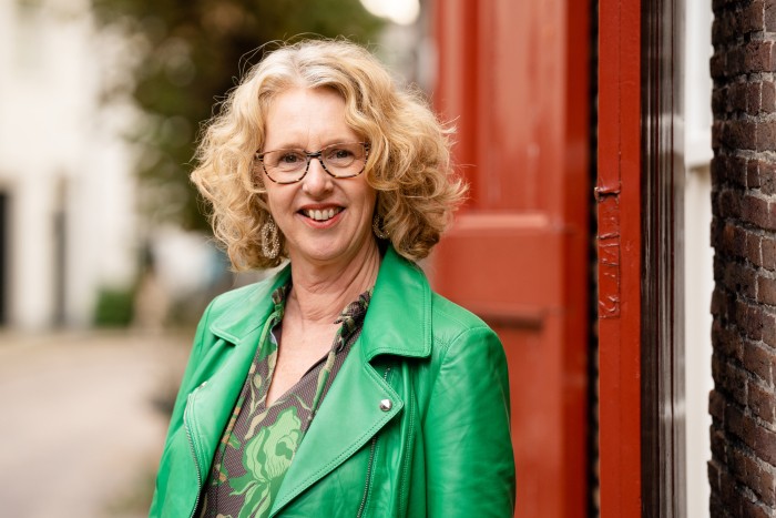 IZB medewerkers - Agnes-1